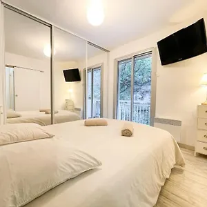 Cosy Deux Pieces , Menton France